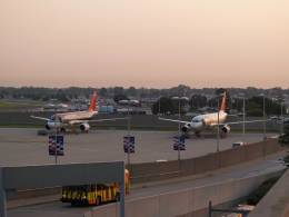 Northwest Twins (A320's)
